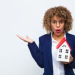 une agence immobilière ou un expert immobilier